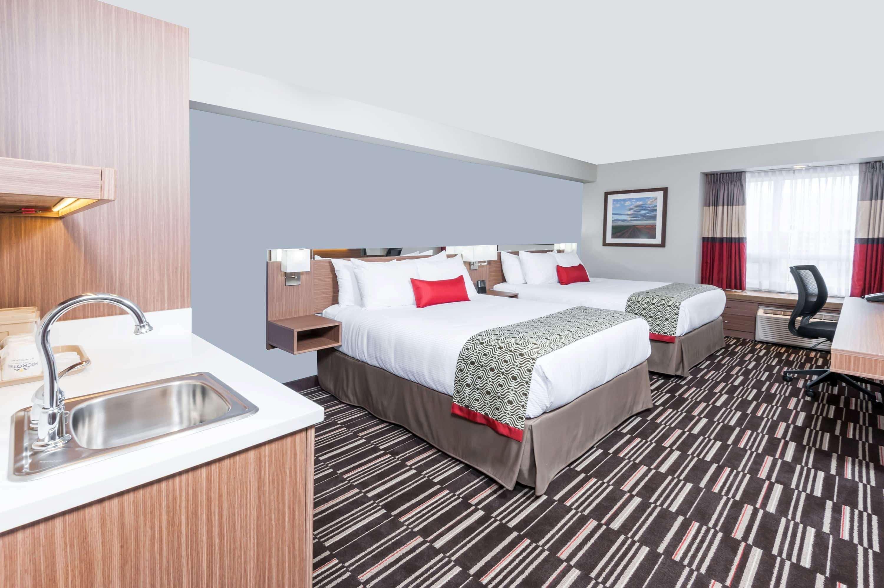 Microtel Inn & Suites By Wyndham Fort Saint John Fort St. John Ngoại thất bức ảnh