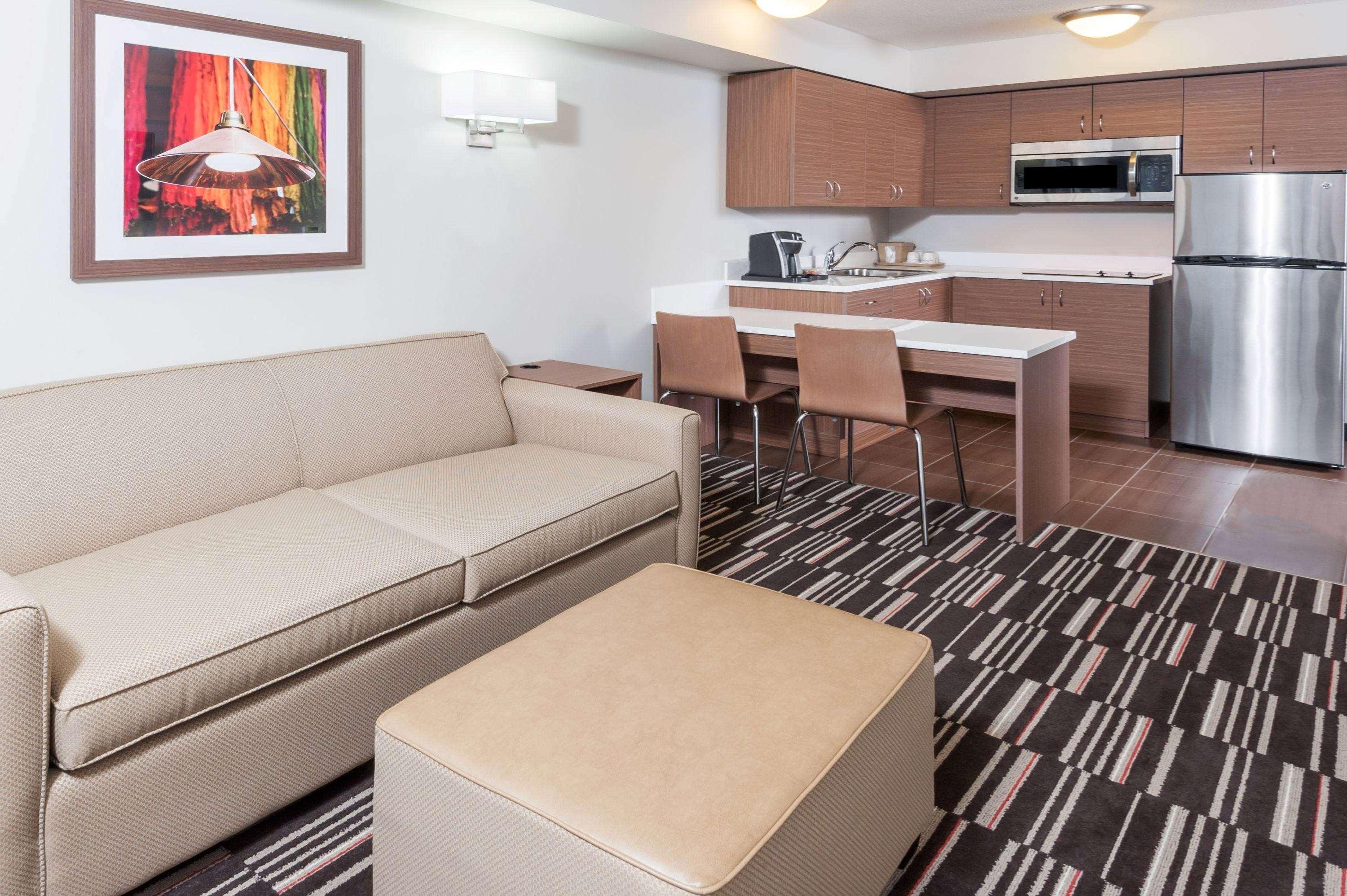 Microtel Inn & Suites By Wyndham Fort Saint John Fort St. John Ngoại thất bức ảnh